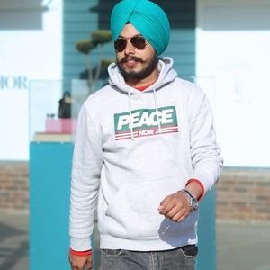 Meet your Posher, Satveer